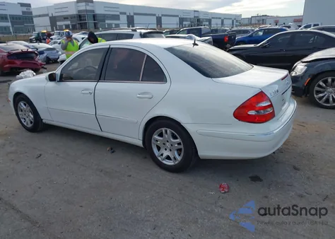 2005 Mercedes-Benz E 320 from USA, damaged, VIN WDBUF65JX5A647638